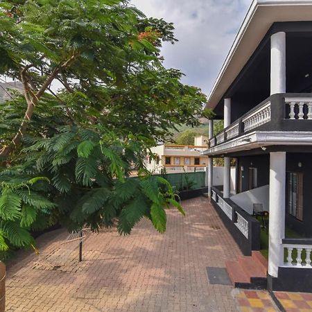 Empyrean Stay Ll 3Bhk Ll Jaguar Villa Ll Ac Ll Pvt Pool Ll Luxury Lonavala Exteriér fotografie